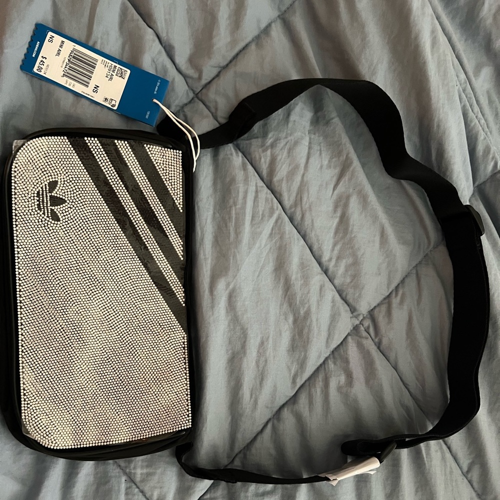 NWT Fancy Adidas belt bag